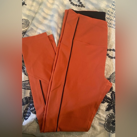 Zyia Active Burnt Orange Leggings - Picture 4 of 4